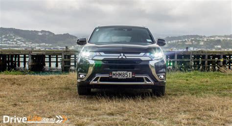 2020 Mitsubishi Outlander Phev Vrx Car Review Drivelife