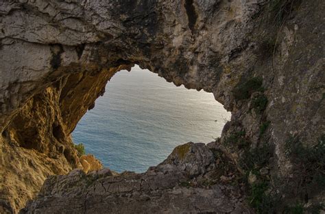 Grotta Dei Falsari Grotta Dei Falsari Sopra Noli Con Ved Flickr