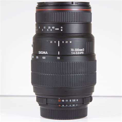 USED Sigma 70-300mm F4-5.6 APO D - Nikon AF - Mifsuds Photographic Ltd