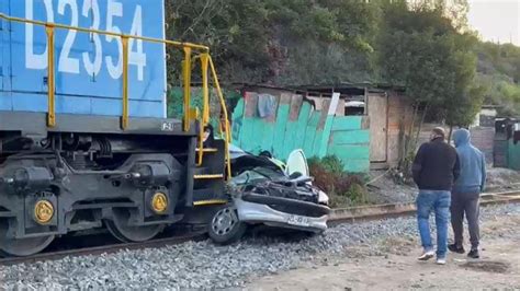 Padre Y Su Hijo De Un Año Fallecieron Tras Chocar Con Tren En Concón