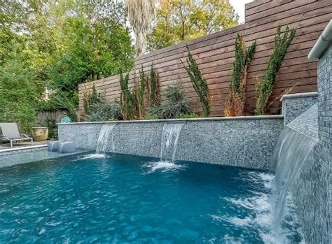 Custom Pool Water Features - Pool Waterfalls & Fountains | Millennium ...