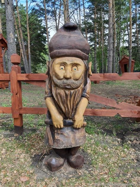 Садовые фигурки из дерева (65 фото)