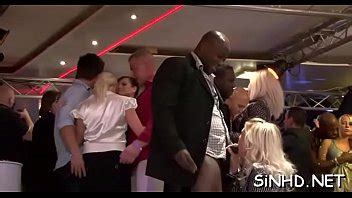 Agreeable Sweethearts Are Sharing Their Luscious Fuck Holes XNXX