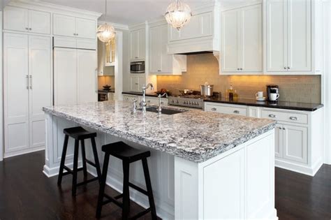 Before Buying Quartz Countertops, Read Here