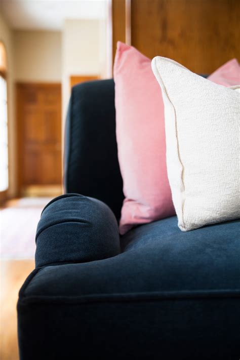 classic english roll arm sofa  makerista