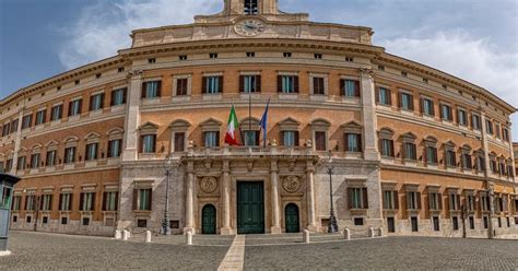 Italy To Vote On Streamlining Parliament