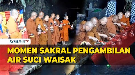 Jelang Waisak Umat Buddha Ambil Air Suci Di Umbul Jumprit Temanggung