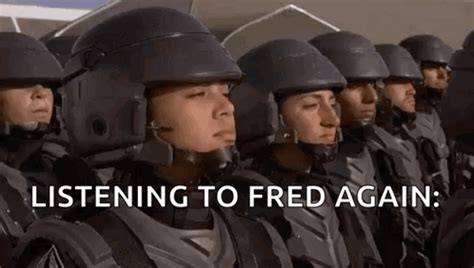 Starship Troopers Im Doing My Part GIF - Starship Troopers Im Doing My Part Soldier - Discover ...