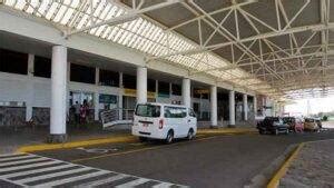 Departing St Kitts airport the easy way - C'S Taxis and Tours