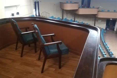 Театральные стулья для Дома культуры - Группа компаний «Аванта»