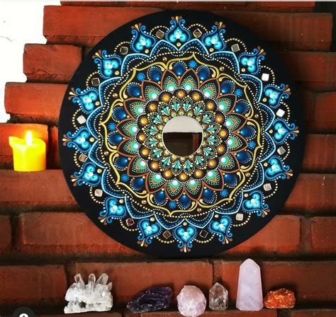 Pin de Etelka Szécsi em DIY kreatív Mandala mdf Pintura do