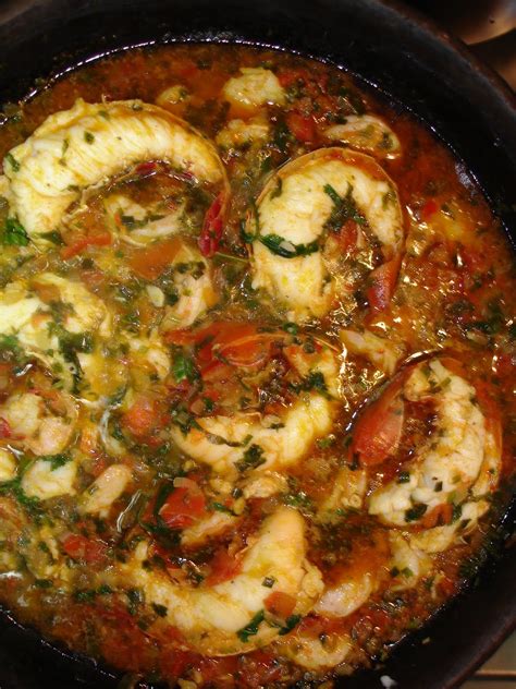 Aprenda fazer a Receita de Moqueca Capixaba Original É uma Delícia