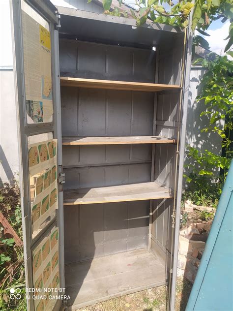 Шкаф металевий два штуки: 2 000 грн. - Металопрокат / арматура Житомир ...