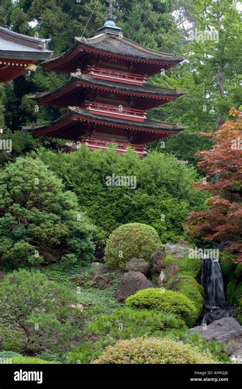 Japanese pagoda in traditional garden Stock Photo - Alamy