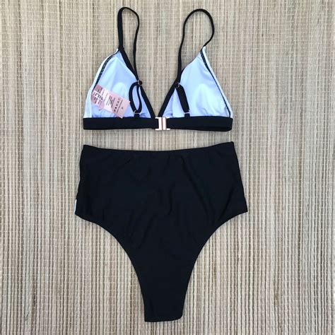 Biquíni Top Triangulo Calcinha Hot Pants Preto Branco Dondoca Moda Feminina Dondoca Moda