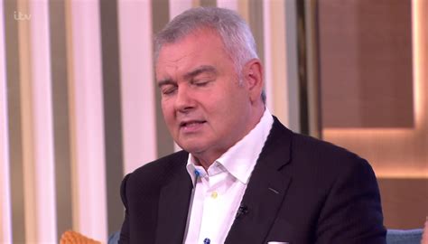 This Morning Fans Cringe As Ruth Langsford And Eamonn Holmes Pull Sex Faces As They Dance To