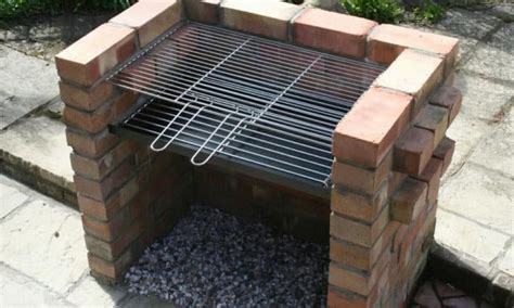 19 Easy Homemade BBQ Pit Plans