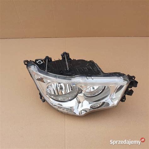 MERCEDES ANTOS AROCS LAMPA PRAWA REFLEKTOR PRAWY A9608201939 Bieleń