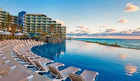 Cancun Beach Front Hotels – Medium