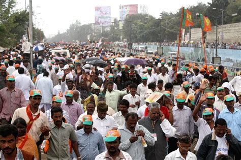 Narendra Modi's rally at Palace Grounds