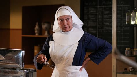 Jenny Agutter Sings the Praises of Call the Midwife - VisionTV