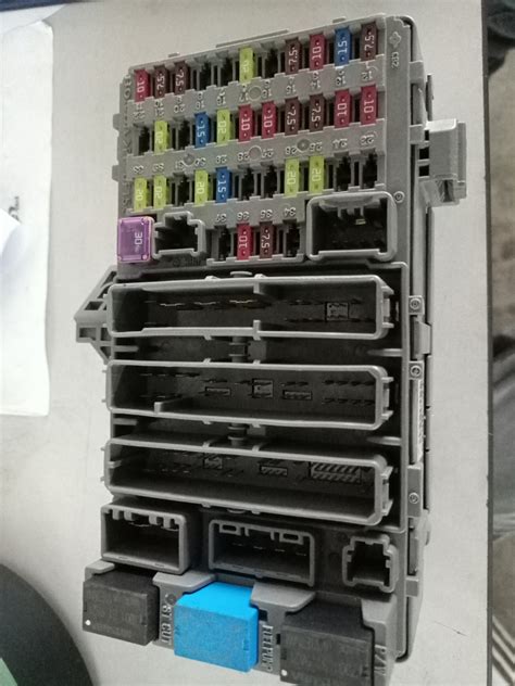 Honda Civic Fd Main Fuse Box Auto Accessories On Carousell