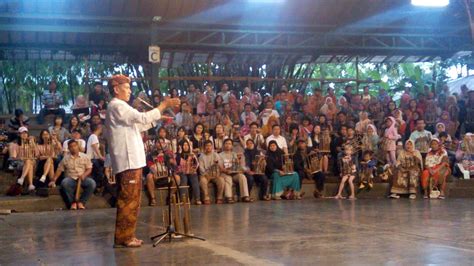 Sejarah Saung Angklung Udjo Yang Terancam Tutup Permanen Lifestyle