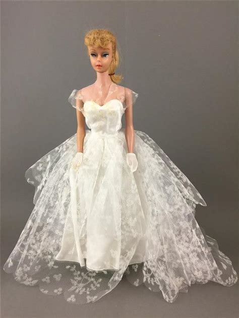 Lot NO 5 BLONDE PONYTAIL BARBIE WEARING DRESS FROM WEDDING DAY SET 972 COMES WITH GLOVES