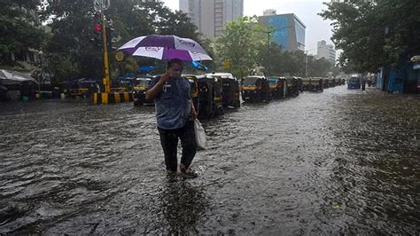 India Weather Highlights Temperature Drops In Delhi After Heavy Rains Landslide Hits