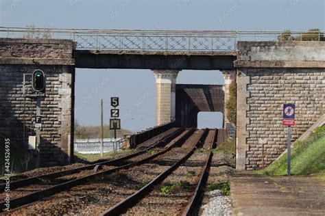 Pont De Chemin De Fer Entre Saint Vincent De Paul Et Cubzac Les Ponts