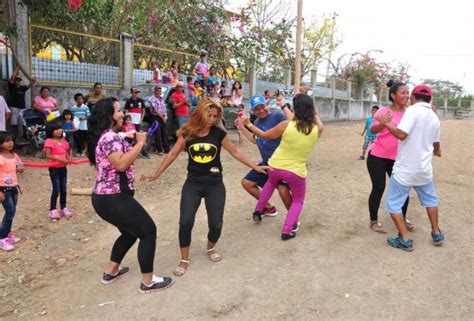 En Monte Sinaí se celebra a Guayaquil con juegos tradicionales