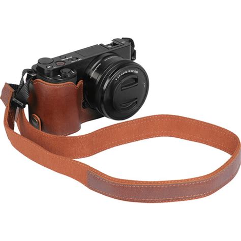 Megagear Ever Ready Genuine Leather Camera Half Case Mg2015 Bandh