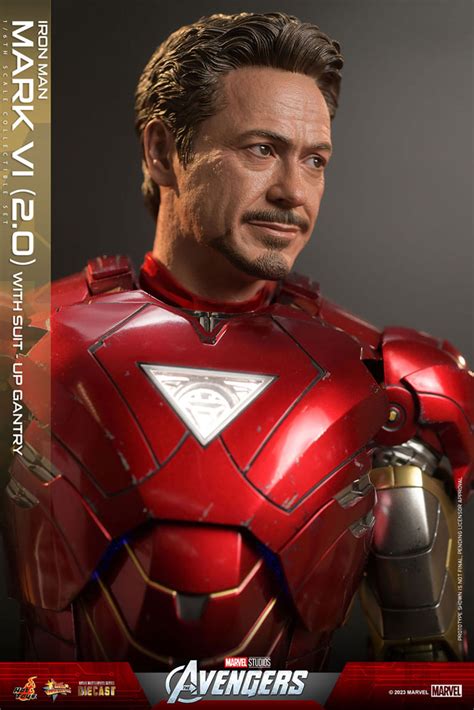 Sixth Scale Figure Iron Man Mark Vi With Suit Up Gantry