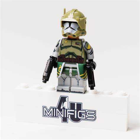 Commander Doom - Minifigs4u Store