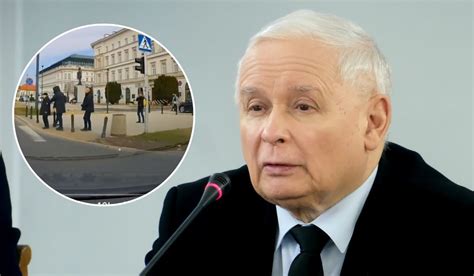 Co się dzieje pod domem Jarosława Kaczyńskiego Dziesiątki funkcjonariuszy