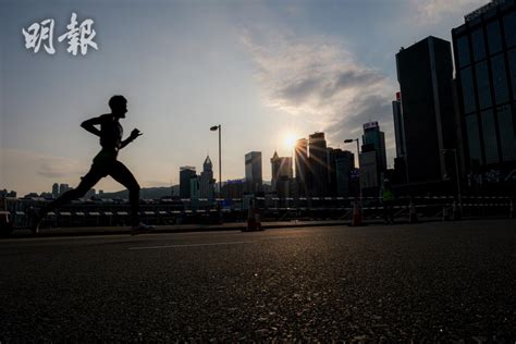 【圖輯】渣馬回復疫前規模 天氣轉涼下起跑 1008 20240121 港聞 即時新聞 明報新聞網