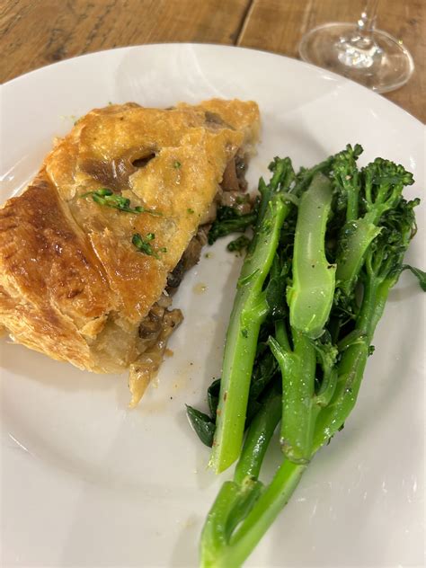 chicken mushroom pastry slice