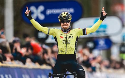 Omloop Het Nieuwsblad Jan Tratnik S Impose Velo