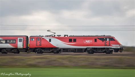 LNER to retain 10 Class 91s up to 2023, as overhaul contracts awarded