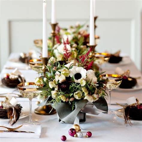 Des fleurs parfaites pour décorer la table de Noël Côté Maison