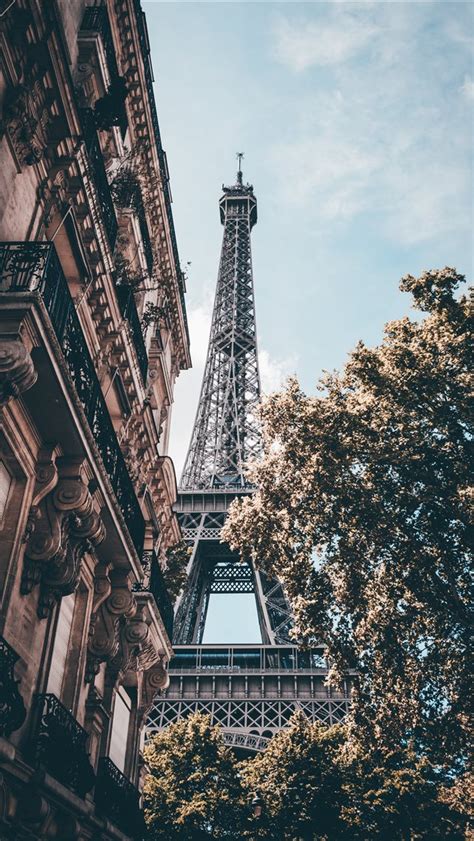 Day in Paris iPhone Wallpapers Free Download