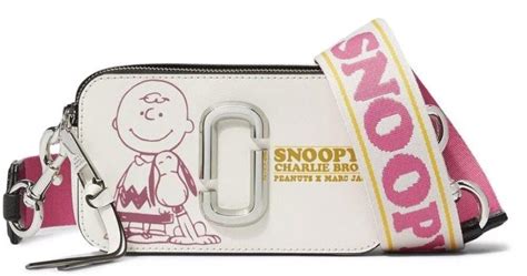 Marc Jacobs X Peanuts Snoopy Crossbody Bag Women S Fashion Bags