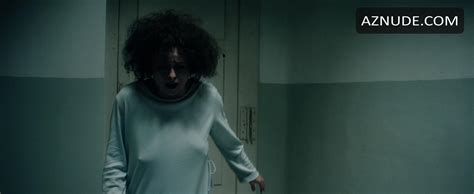 HELENA BONHAM CARTER Nude AZNude