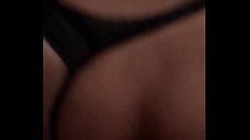 Rapidito mientras esposa es s en otra habitación XVIDEOS