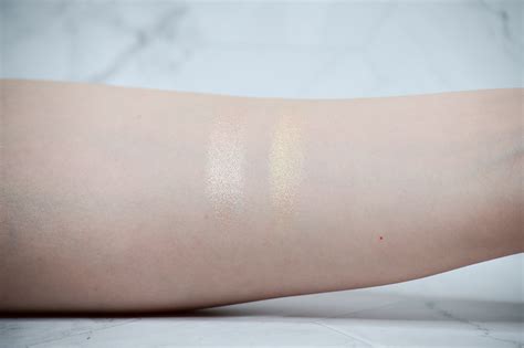 MAC Soft and Gentle highlighter - Beauty Bang Theory