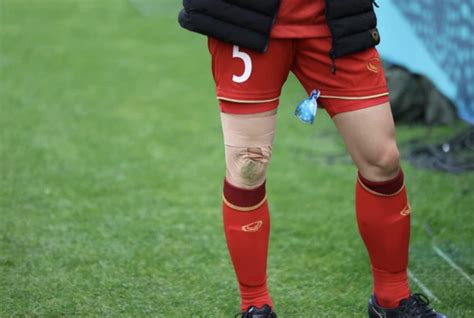 Hot girl đội tuyển nữ Việt Nam khoe nhan sắc khác hẳn lúc thi đấu lăn xả ở World Cup