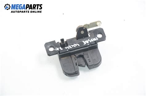 Trunk Lock For Volkswagen Passat B5 B55 19 Tdi 130 Hp Station