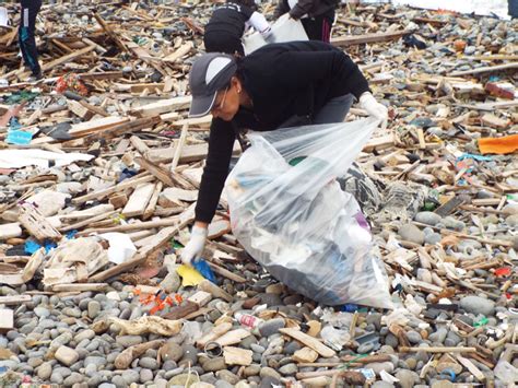 Recogen más de 20 toneladas de basura en playa Carpayo del Callao