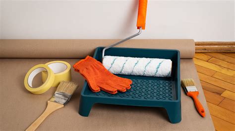 How To Clean Paint Rollers And Tray For Continued Use