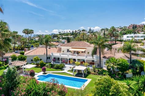 Zimmer Villa Zu Verkaufen In Nueva Andalucia Marbella Mit Pool